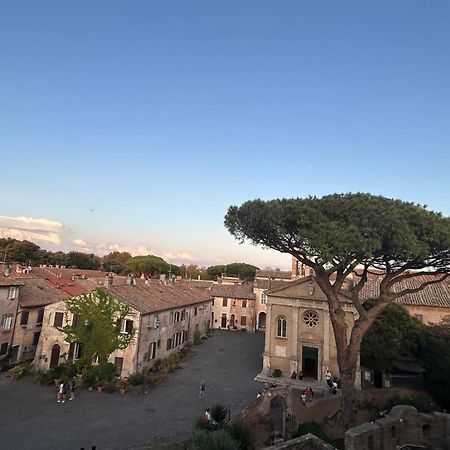 La Casa Di Elia E Italo Apartment Ostia Antica Bagian luar foto