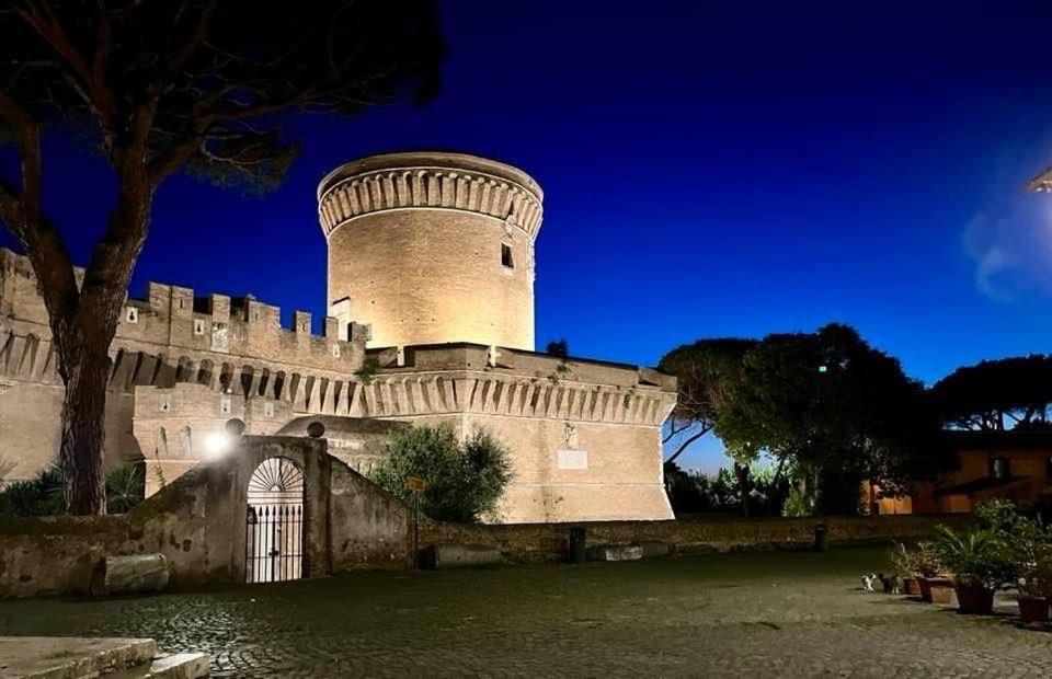 La Casa Di Elia E Italo Apartment Ostia Antica Bagian luar foto